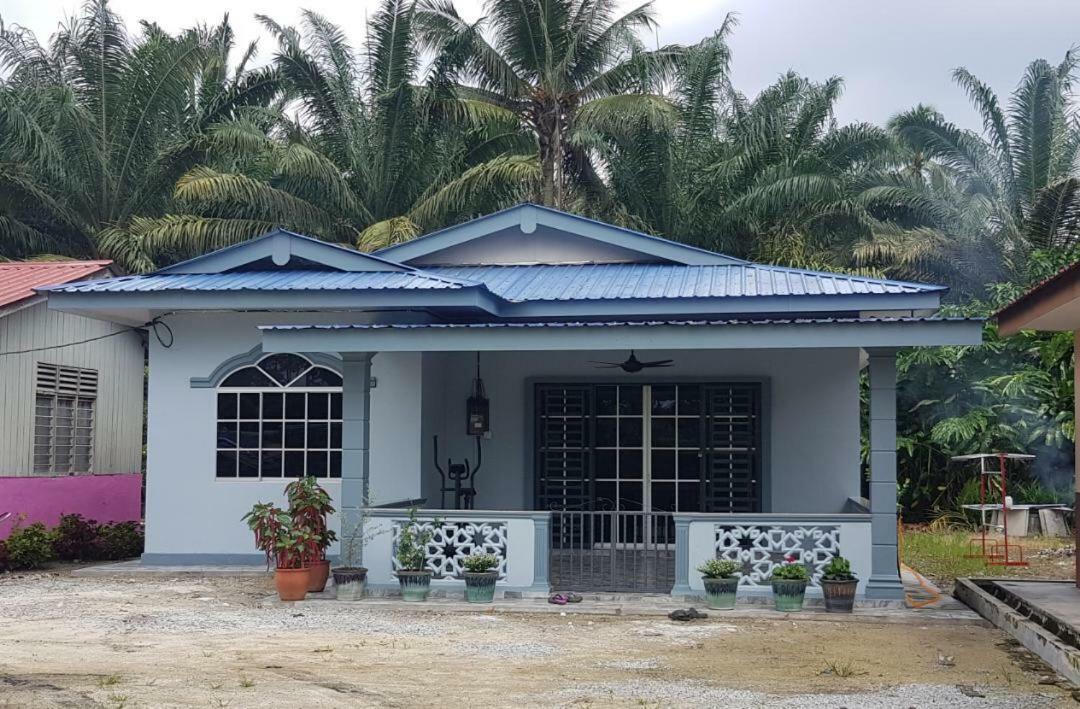 Atocha Homestay - Terong@Taiping Kampong Salak المظهر الخارجي الصورة